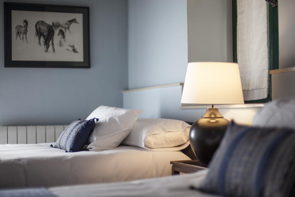 Can Ballús Bed&Breakfast Tiana Habitación foto